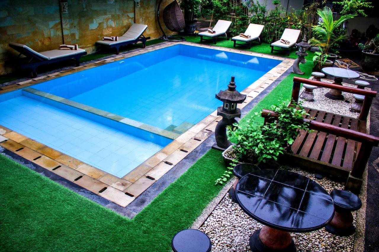 85 * Padangbai (Bali)