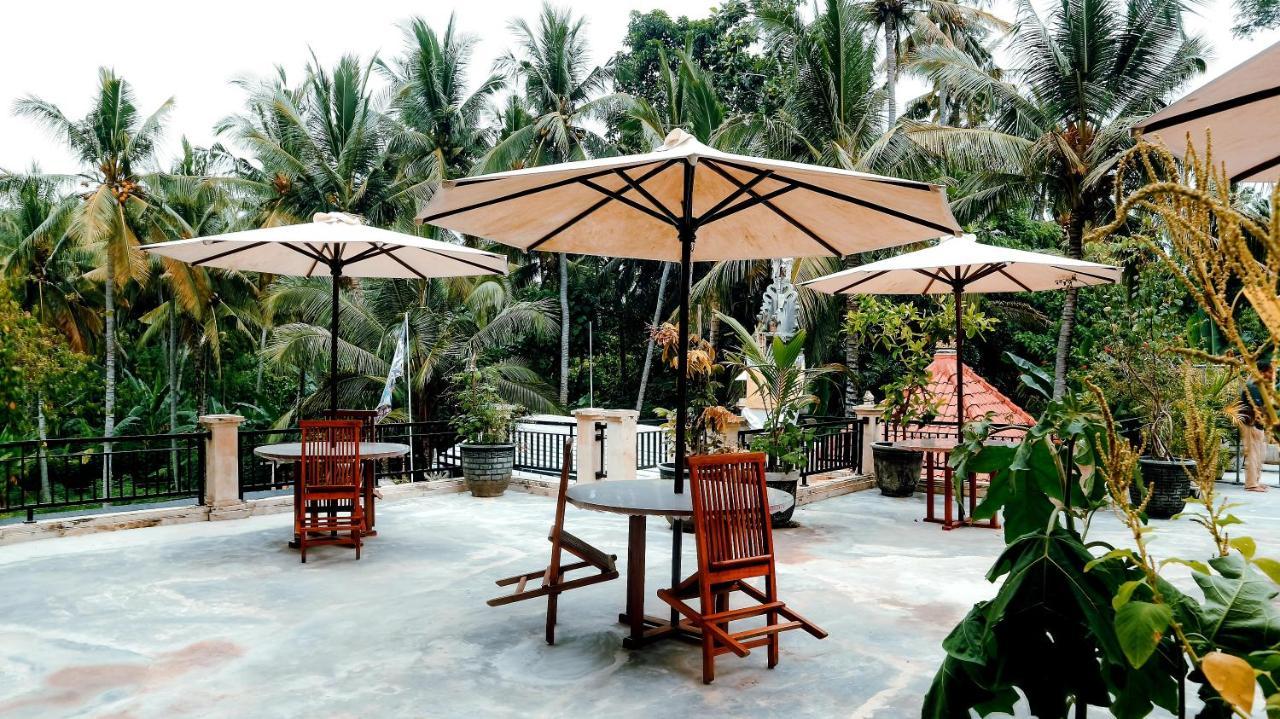85 * Padangbai (Bali)